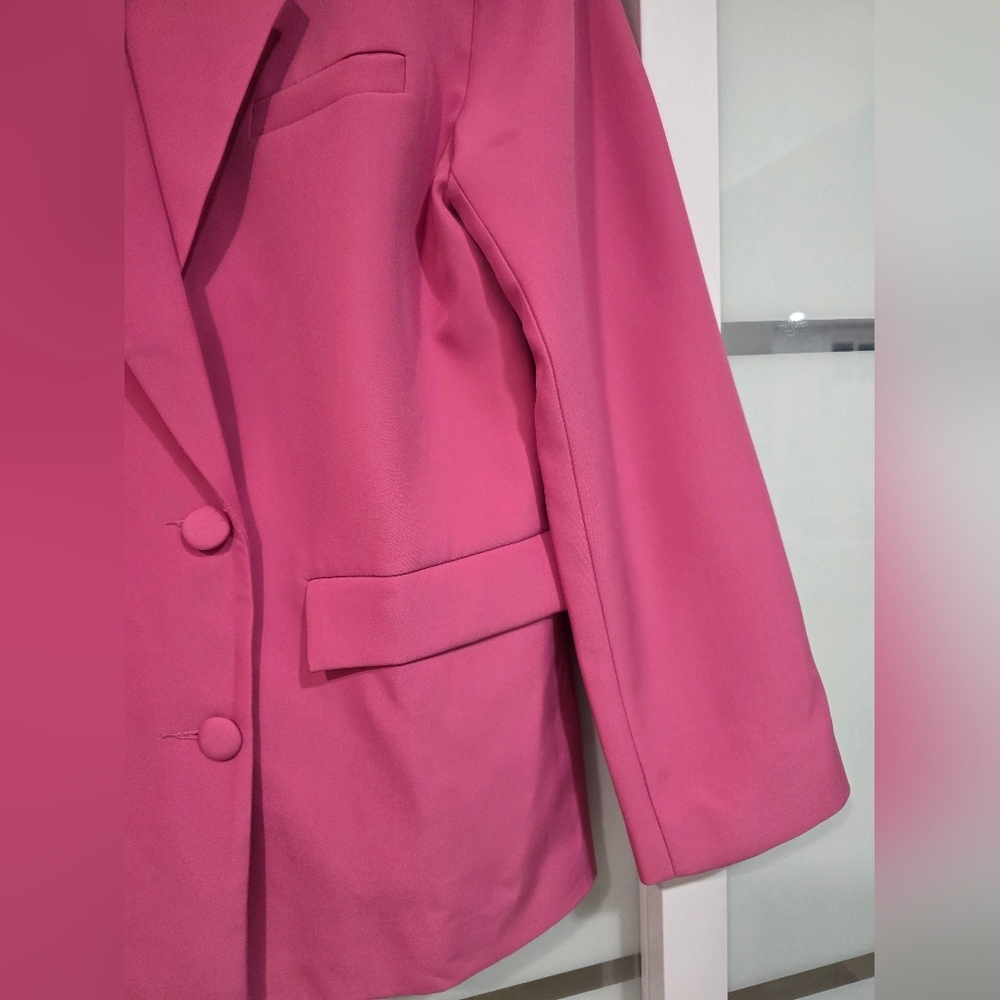 SLA The Label Pink Tailored Blazer – Chic Statement Piece - Picture 9 of 16